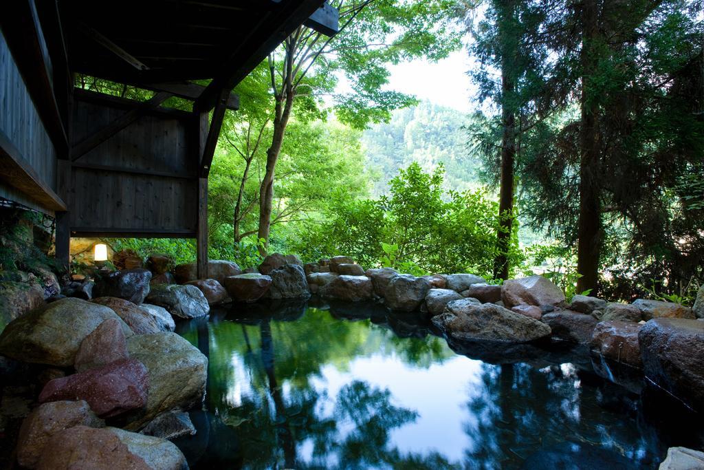 Shinshiyo Hotel Hita Exterior foto